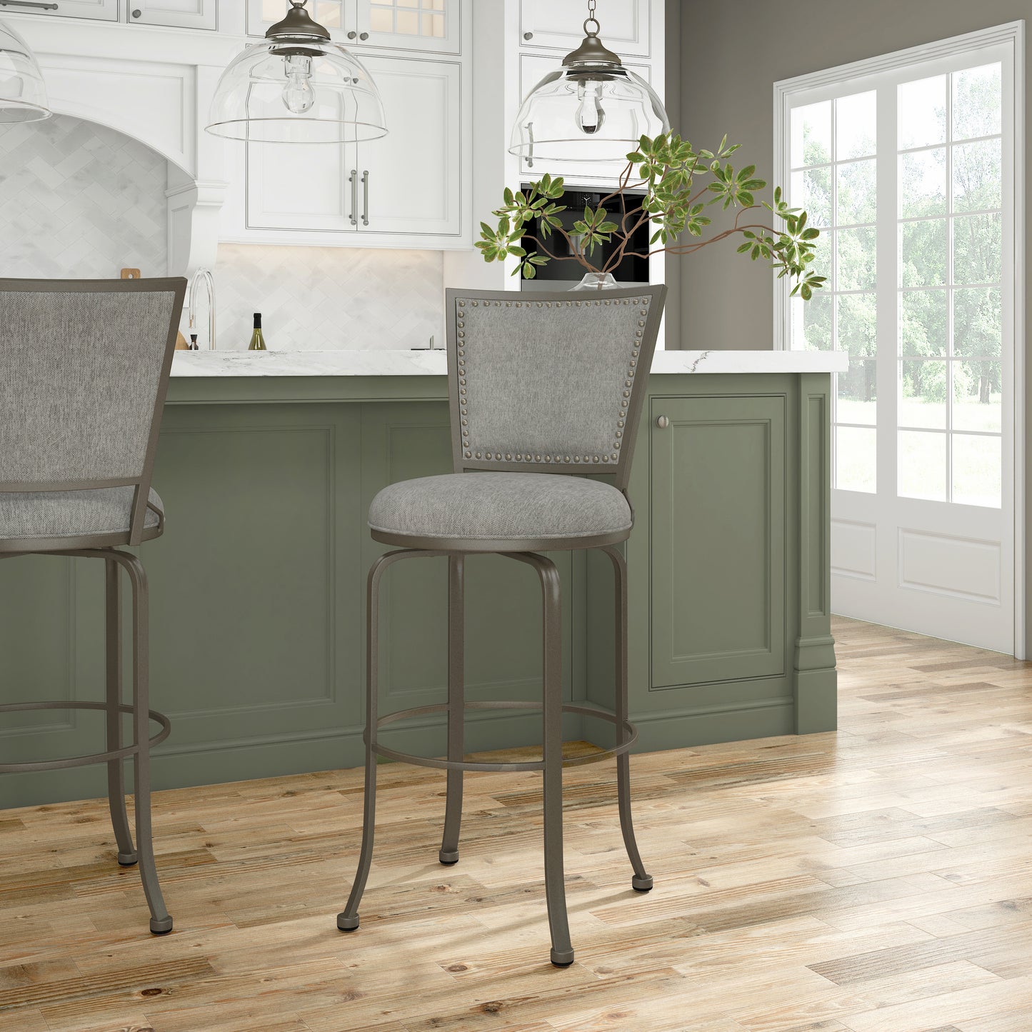 Belle Grove Metal Stool