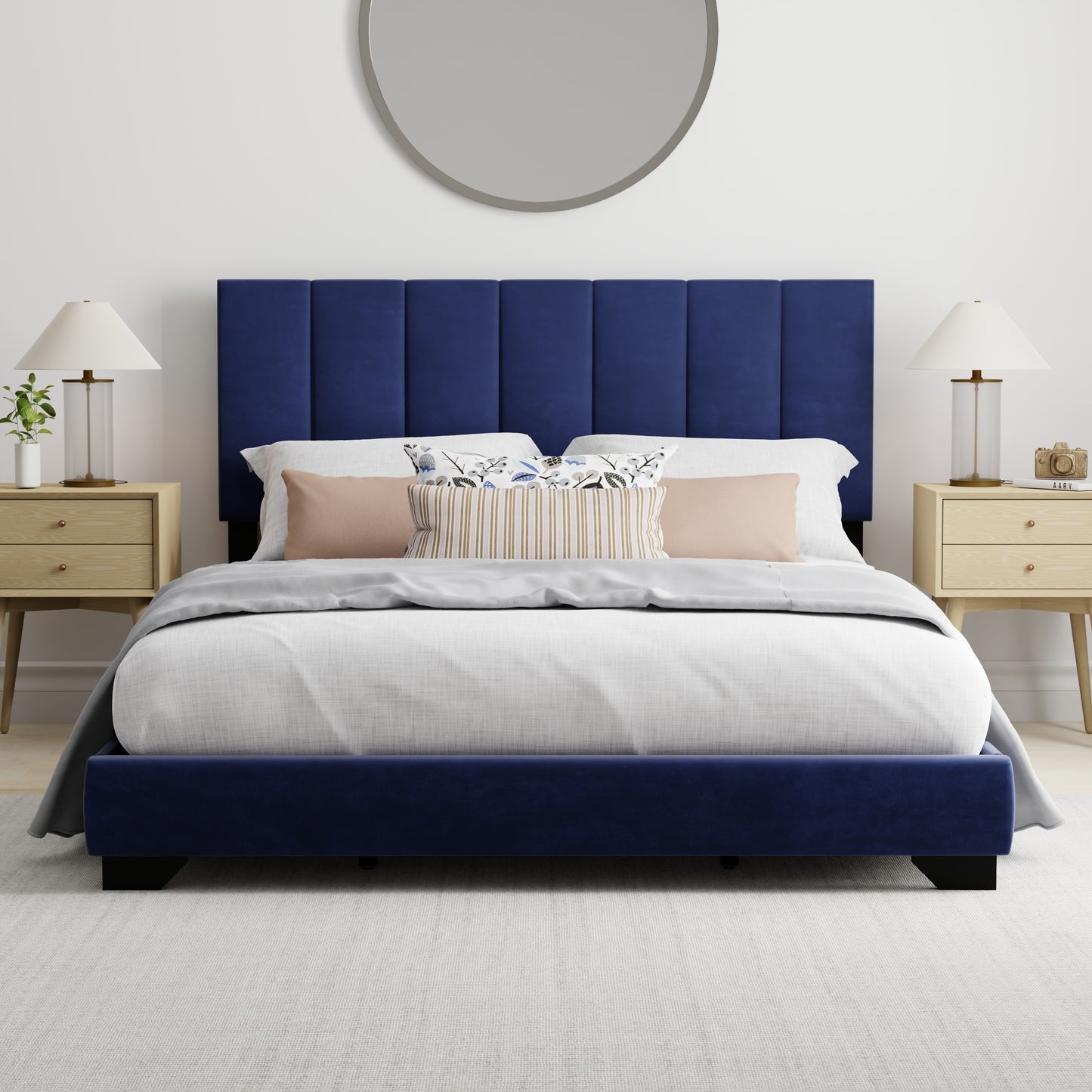 Everlee Upholstered Bed