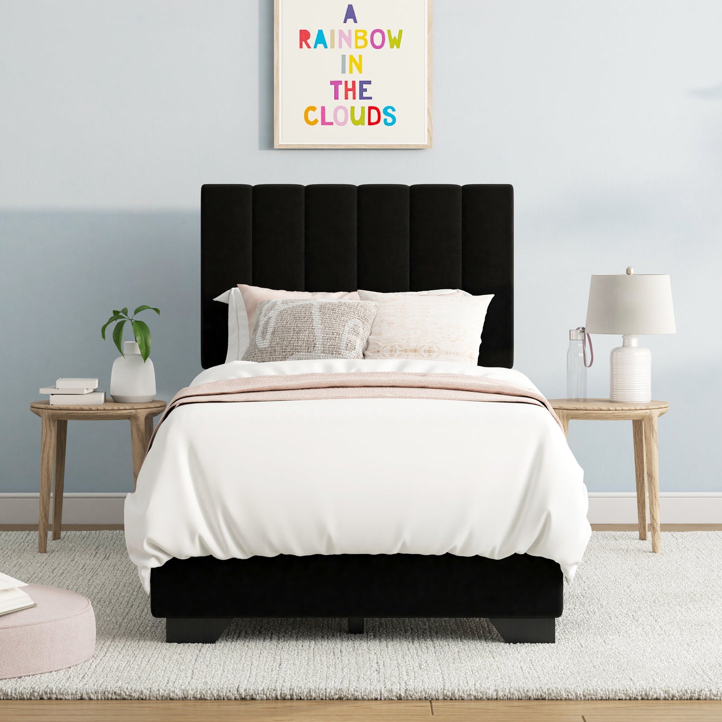 Everlee Upholstered Bed