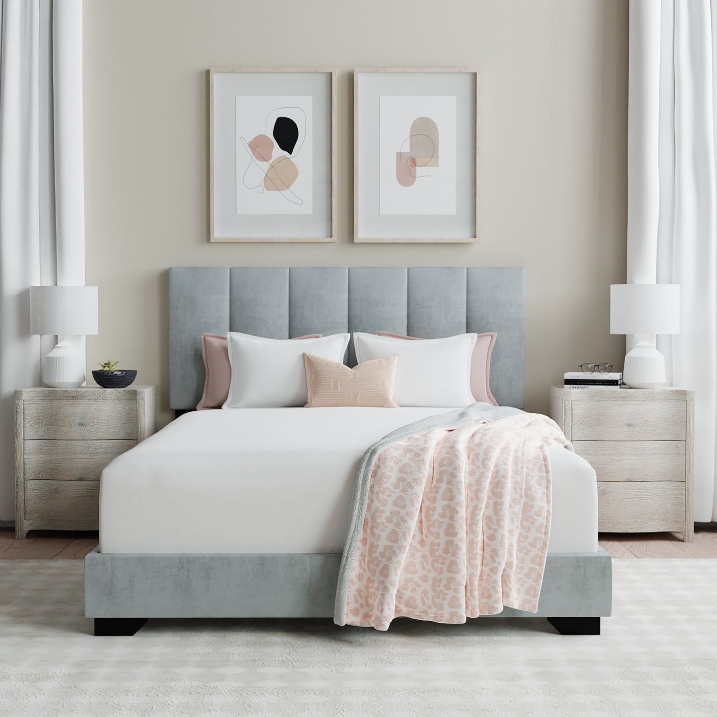 Everlee Upholstered Bed