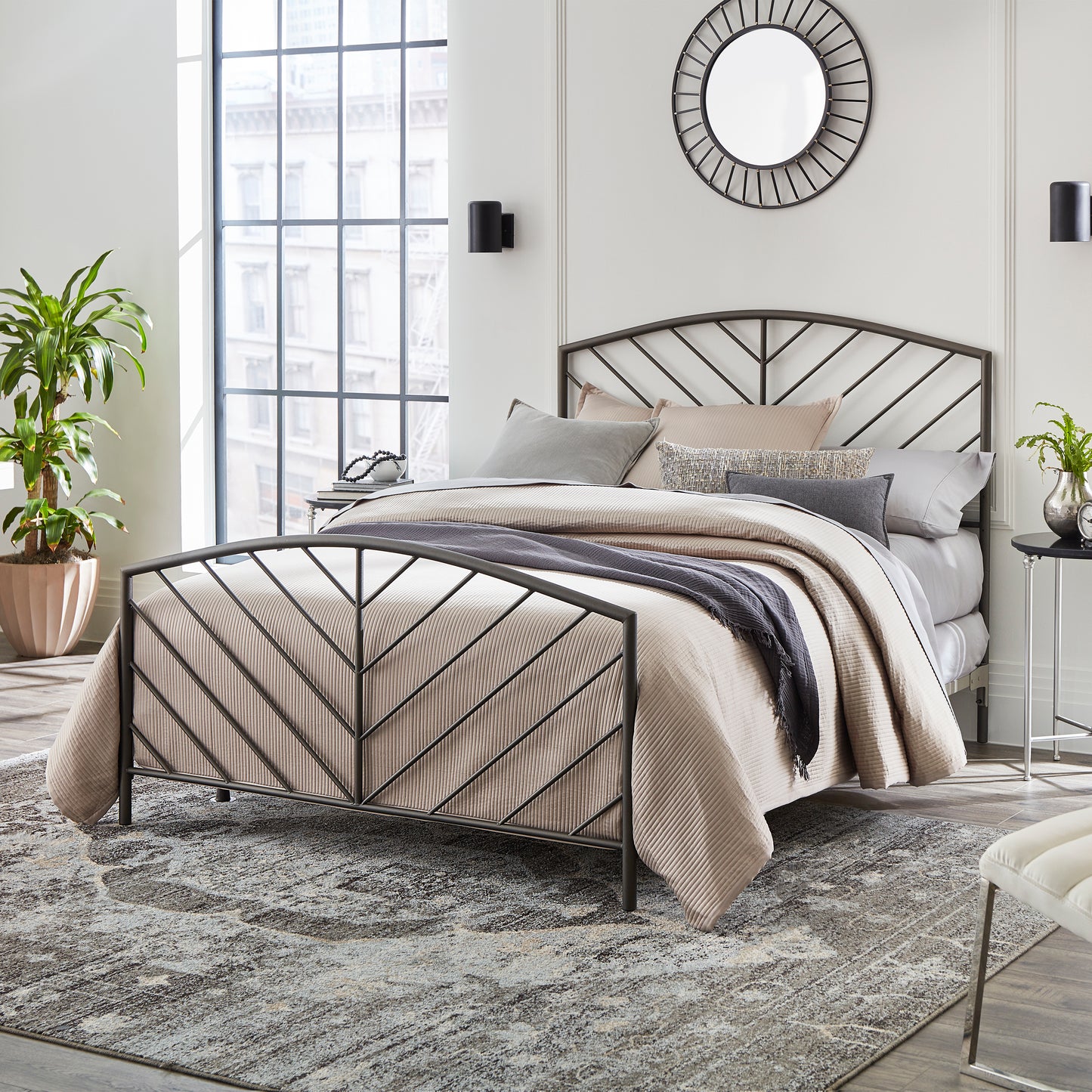 Essex Metal Bed