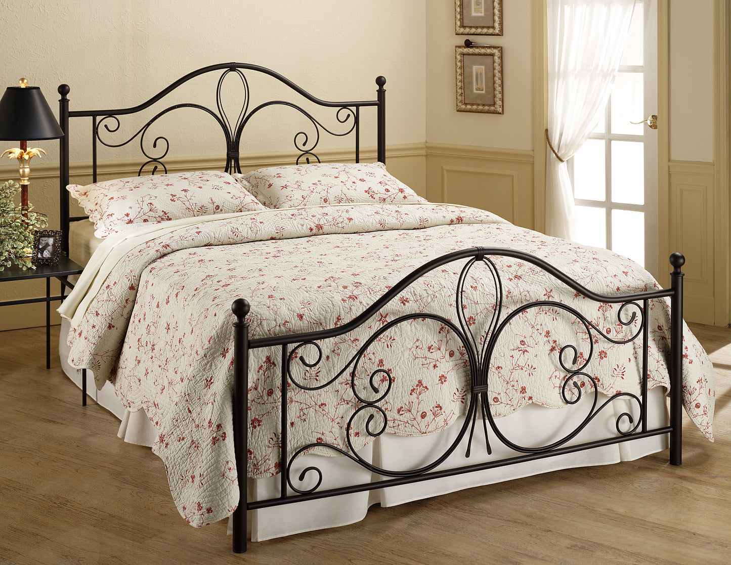 Milwaukee Metal Bed