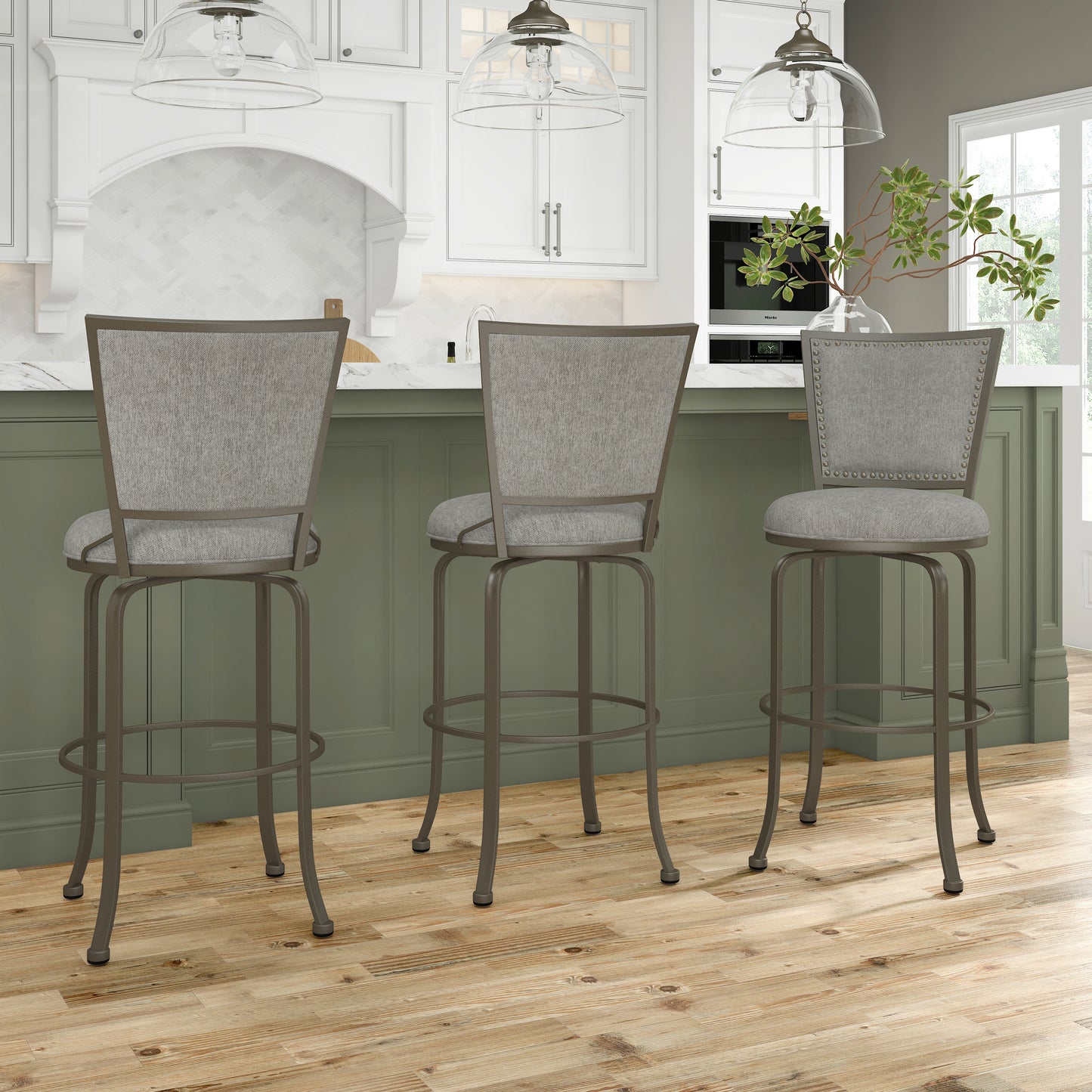 Belle Grove Metal Stool