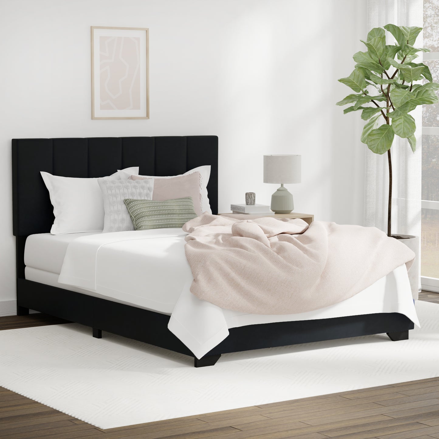 Everlee Upholstered Bed
