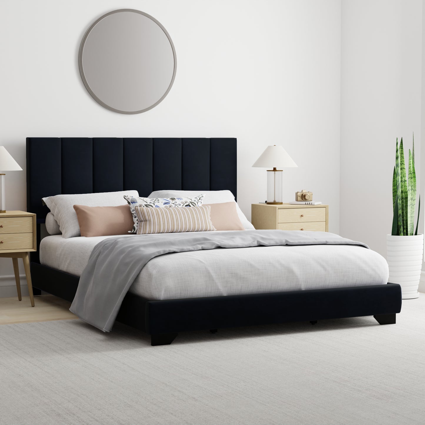 Everlee Upholstered Bed