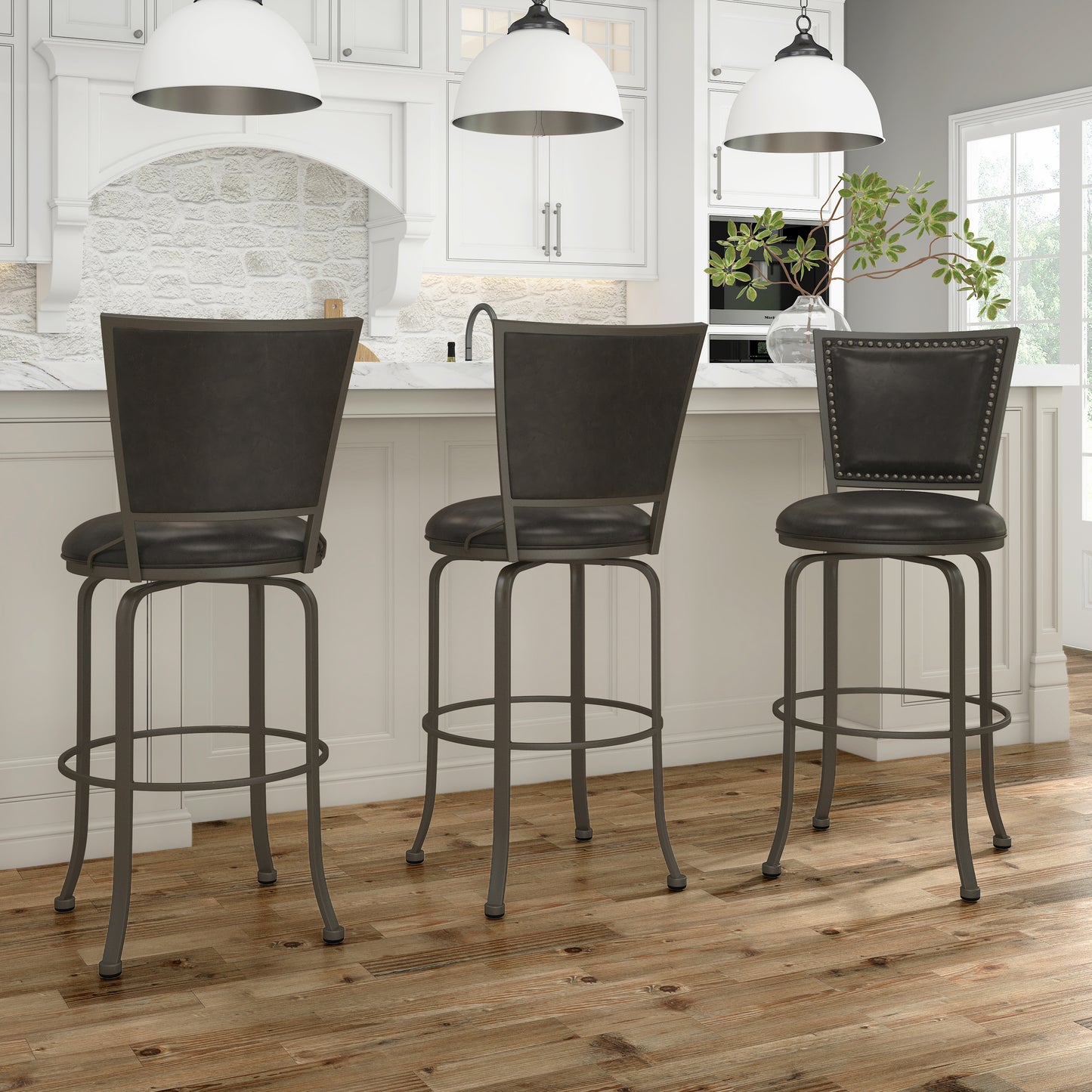 Belle Grove Metal Stool