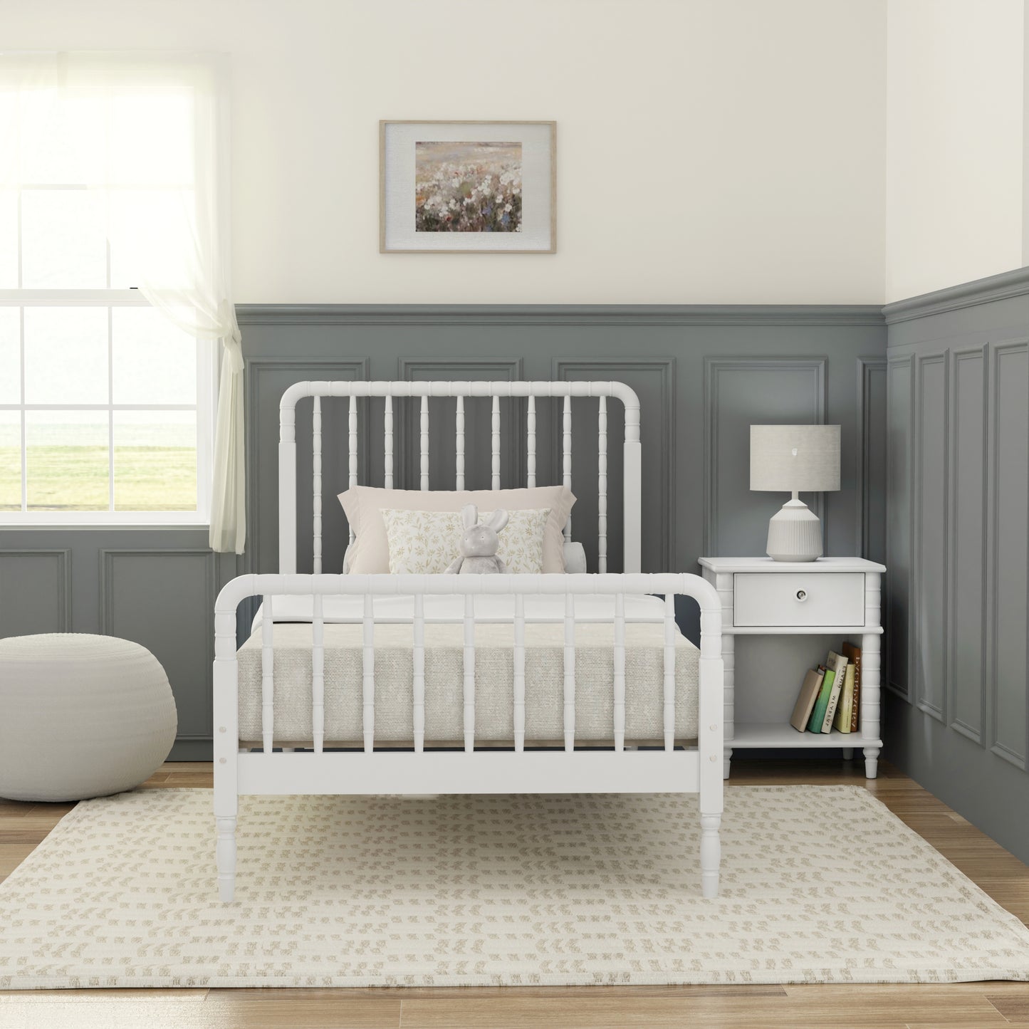 Alva Wood Bed