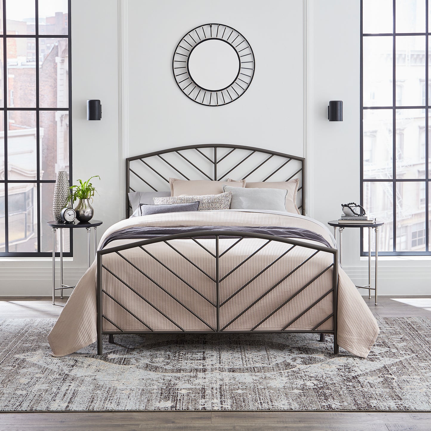 Essex Metal Bed