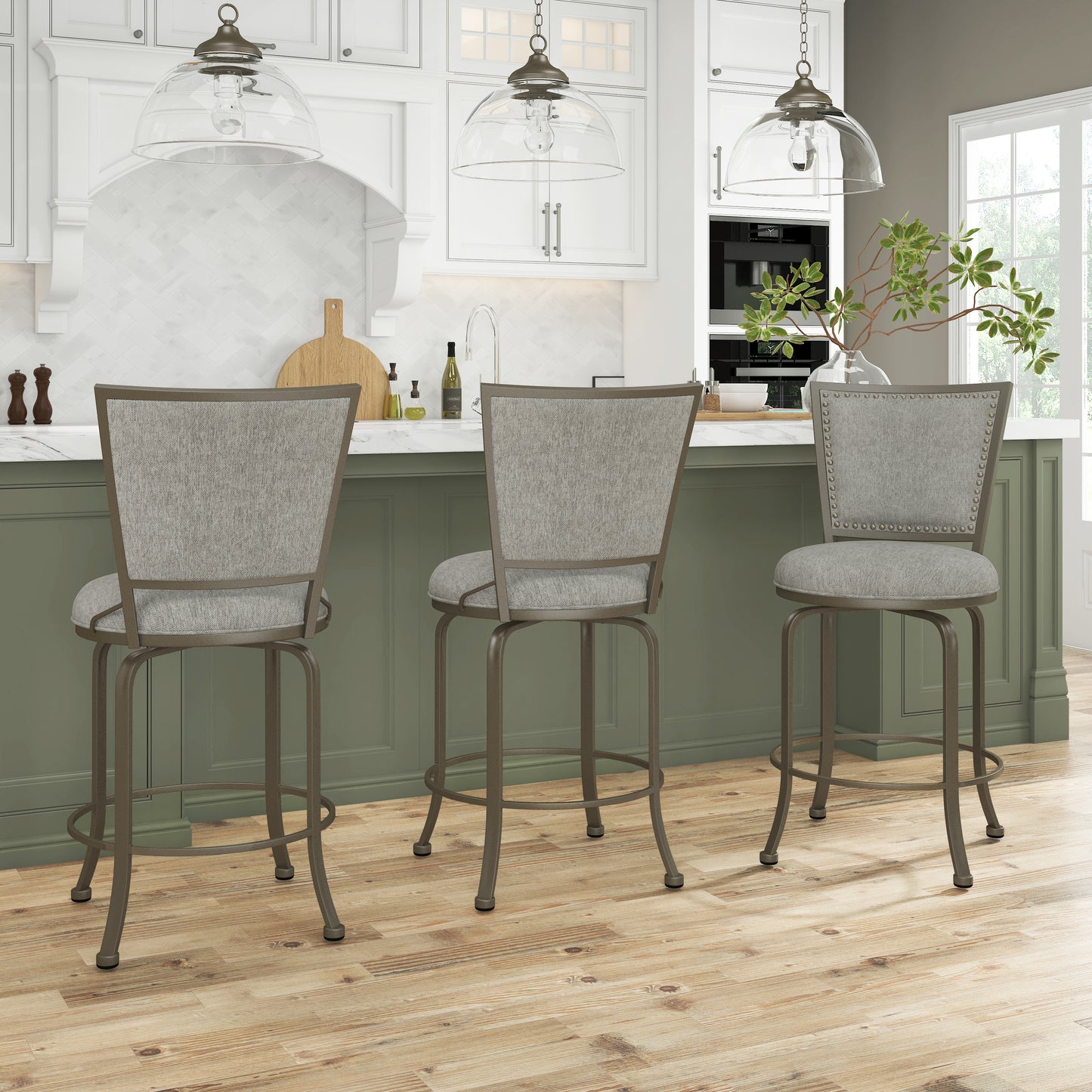Belle Grove Metal Stool