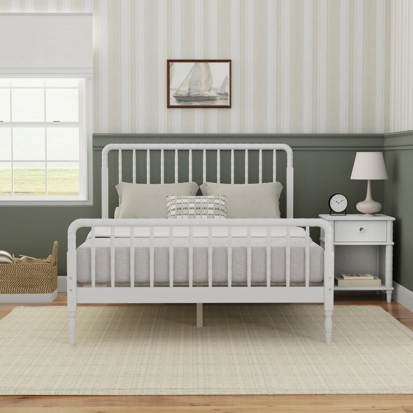 Alva Wood Bed