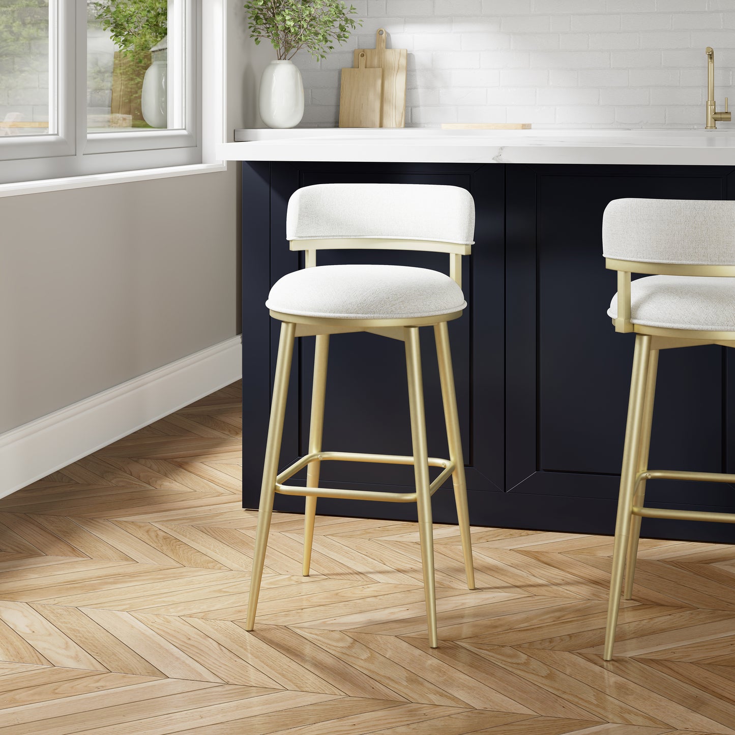 Jaxon Metal Counter and Bar Stools